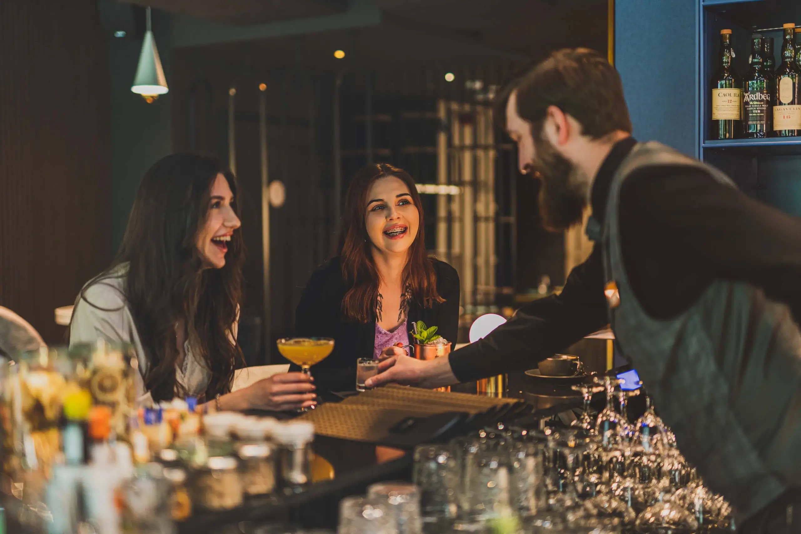 Lubidz we wnętrzu Savoré Cocktail Bar